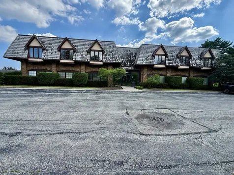 13975 West Polo Trail Drive Lake Forest IL 60045