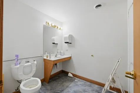 13975 West Polo Trail Drive Lake Forest IL 60045