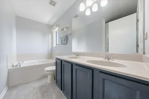 287 Lilac Drive Romeoville IL 60446