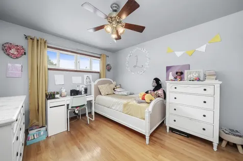 16323 Oxford Drive Tinley Park IL 60477