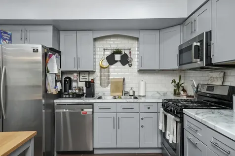 16323 Oxford Drive Tinley Park IL 60477