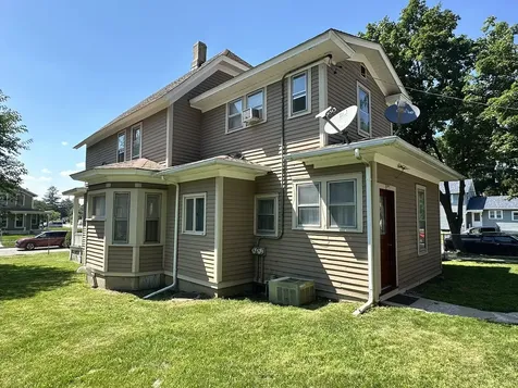 419-421 North Spring Street Elgin IL 60120