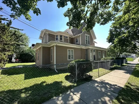 419-421 North Spring Street Elgin IL 60120