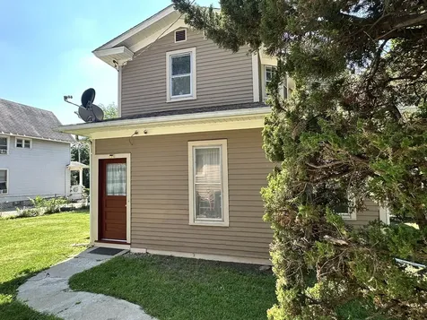 419-421 North Spring Street Elgin IL 60120