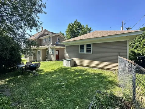 419-421 North Spring Street Elgin IL 60120