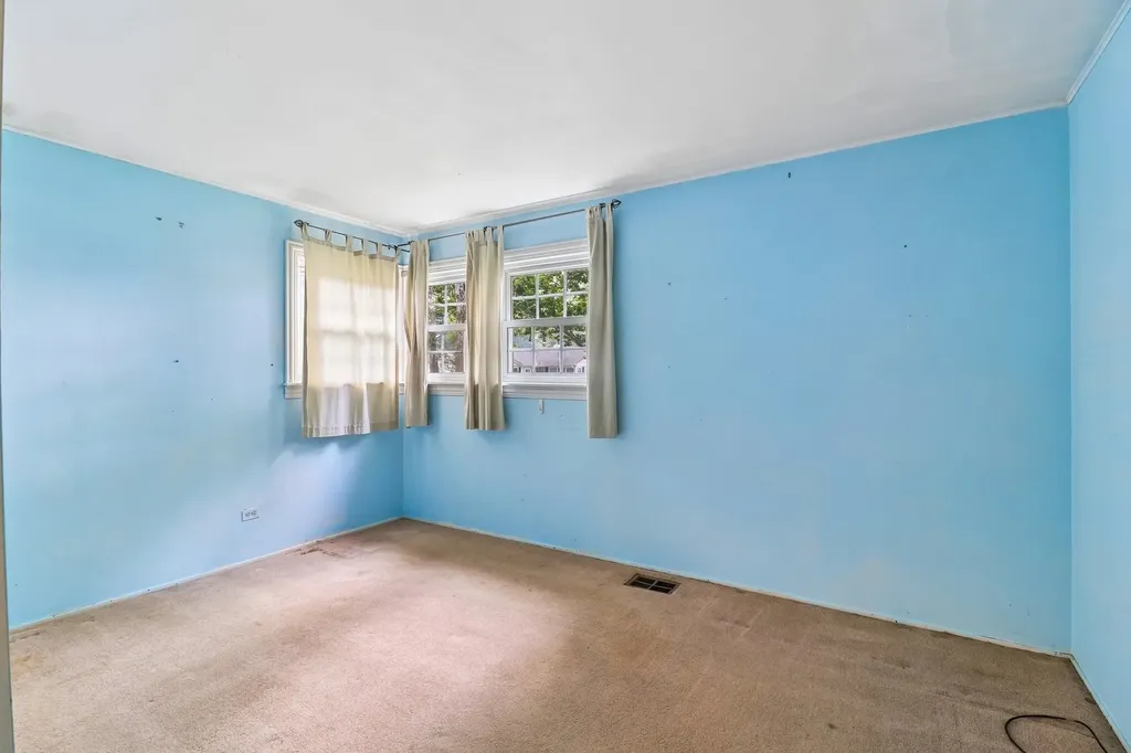 2206 Hawk Lane Rolling Meadows IL 60008
