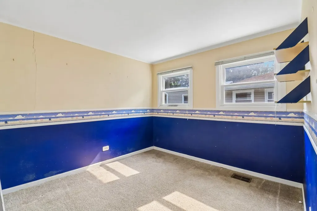 2206 Hawk Lane Rolling Meadows IL 60008