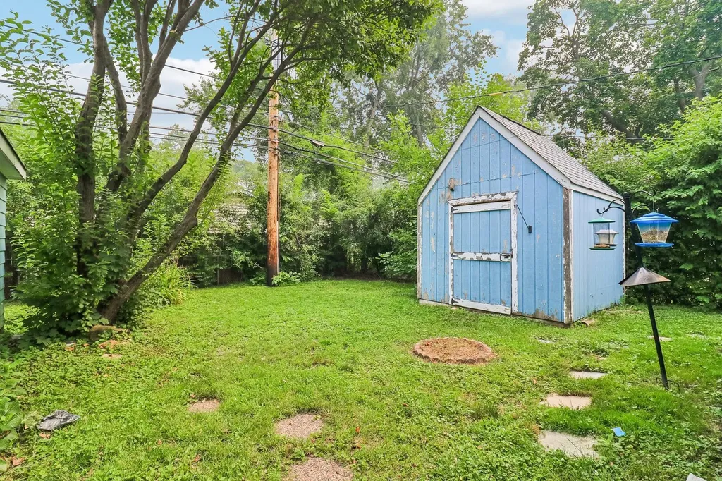 2206 Hawk Lane Rolling Meadows IL 60008