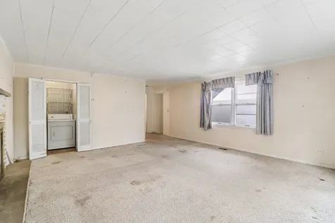 2206 Hawk Lane Rolling Meadows IL 60008