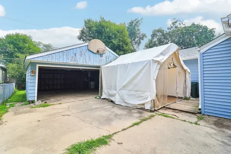 2206 Hawk Lane Rolling Meadows IL 60008