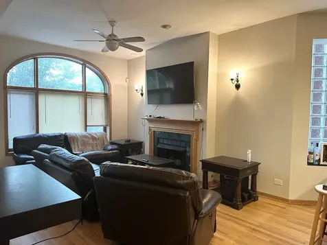 3311 North Seminary Avenue Chicago IL 60657
