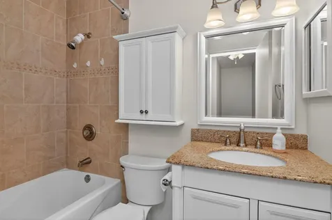 419 Sidney Avenue Glendale Heights IL 60139