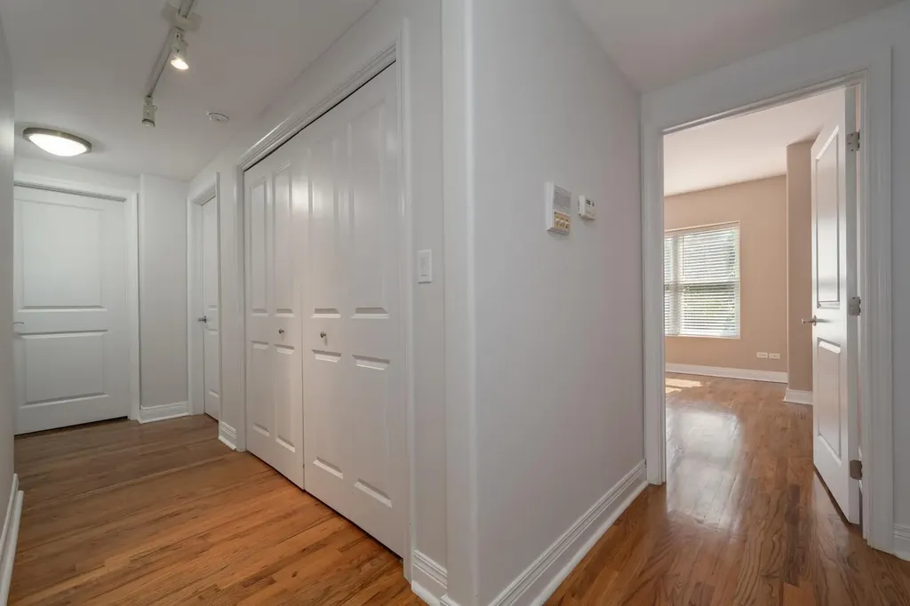 6622 North Ashland Avenue Chicago IL 60626
