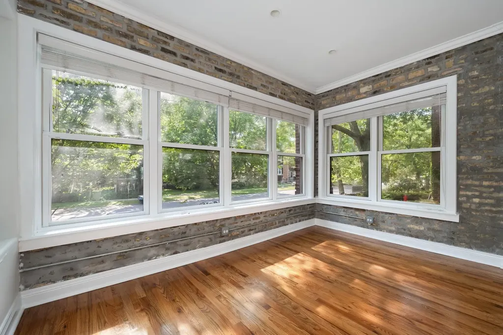 6622 North Ashland Avenue Chicago IL 60626