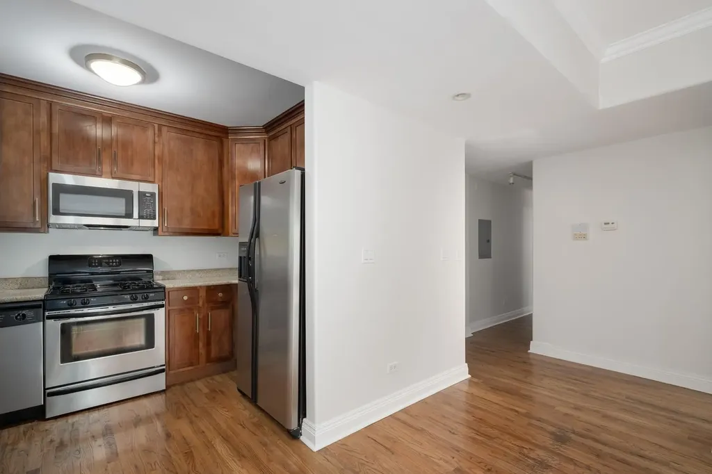6622 North Ashland Avenue Chicago IL 60626