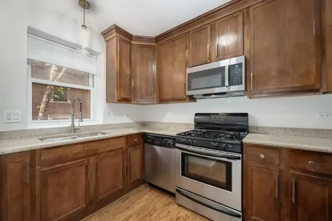 6622 North Ashland Avenue Chicago IL 60626