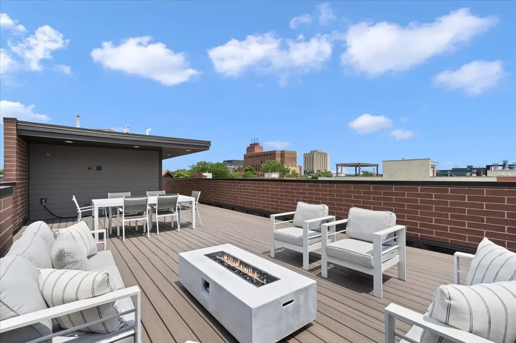2446 West Augusta Boulevard Chicago IL 60622