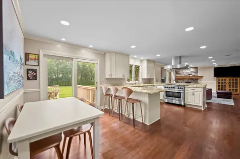 1447 Carol Lane Deerfield IL 60015