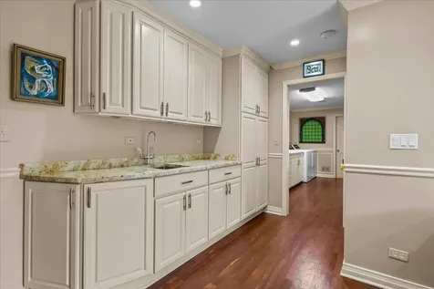 1447 Carol Lane Deerfield IL 60015