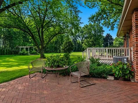1447 Carol Lane Deerfield IL 60015