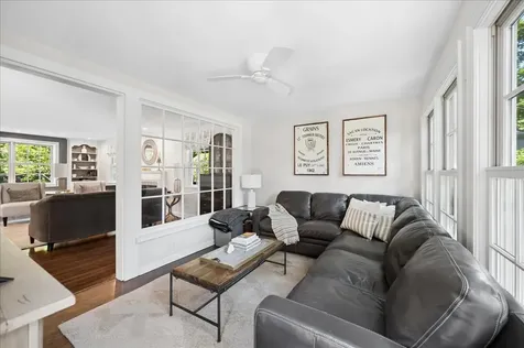 264 Central Avenue Highland Park IL 60035
