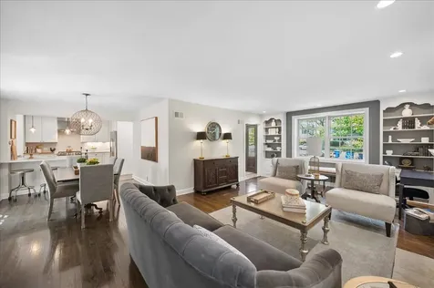 264 Central Avenue Highland Park IL 60035