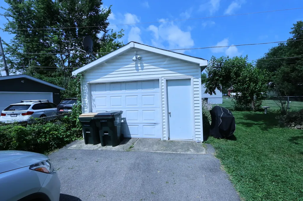42690 North Lake Drive Antioch IL 60002