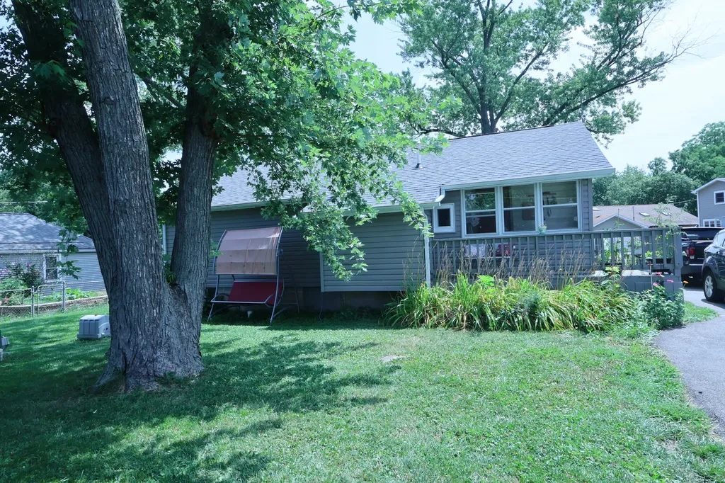 42690 North Lake Drive Antioch IL 60002