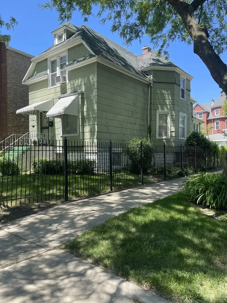 1032 West 88th Street Chicago IL 60620