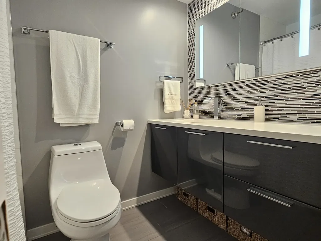 70 West Huron Street Chicago IL 60654
