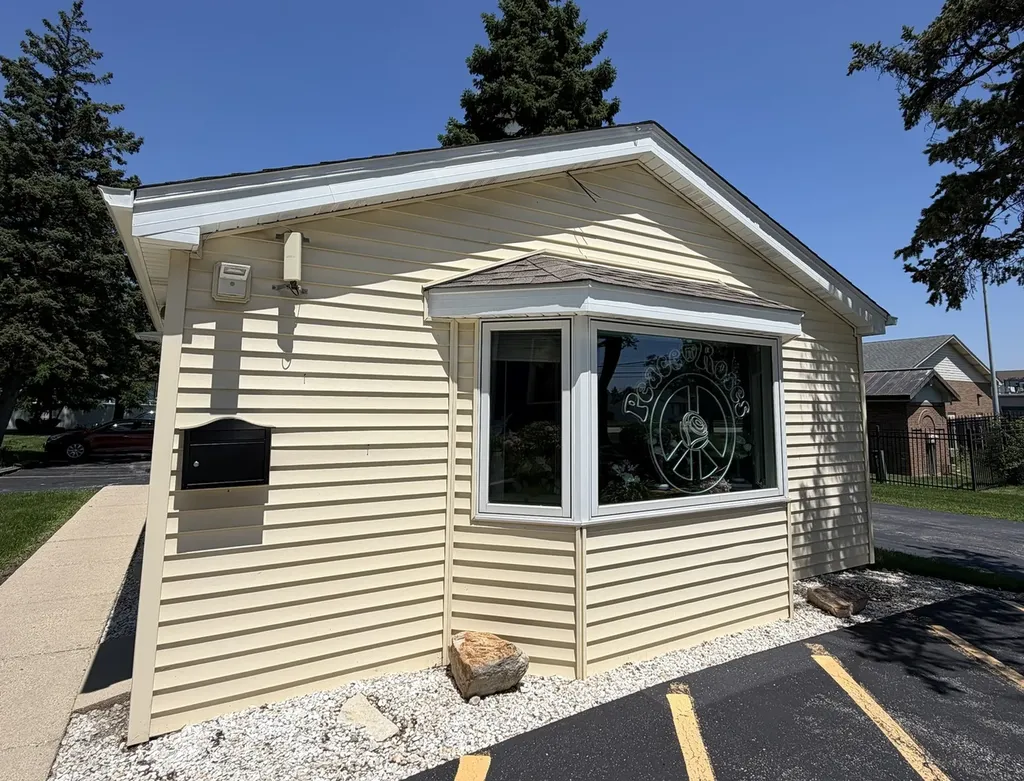 1224 Plainfield Road Darien IL 60561