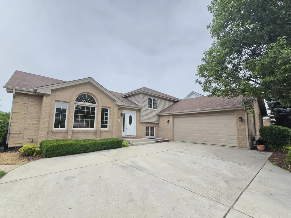 8112 Rutherford Drive Woodridge IL 60517