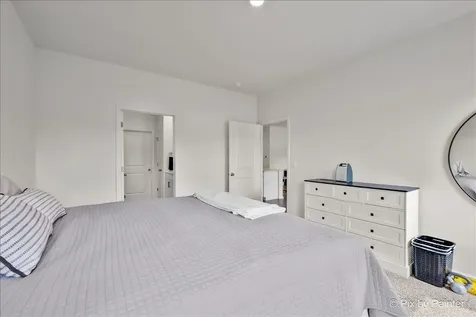 1165 Woodlily Lane Bartlett IL 60103