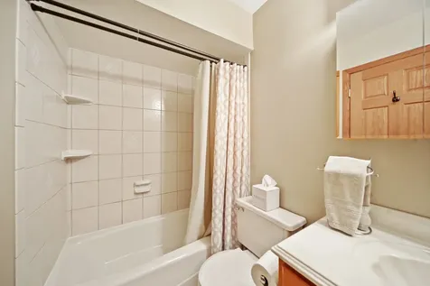 3444 Drover Lane Darien IL 60561