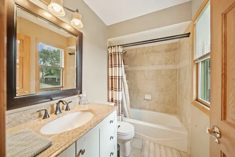 3444 Drover Lane Darien IL 60561