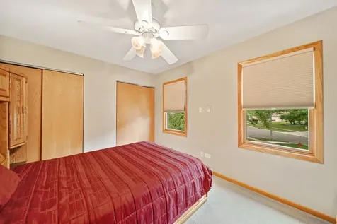 3444 Drover Lane Darien IL 60561