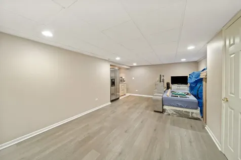 3444 Drover Lane Darien IL 60561