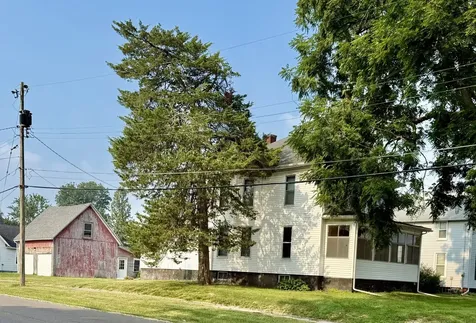 721 Pleasant Street Kewanee IL 61443