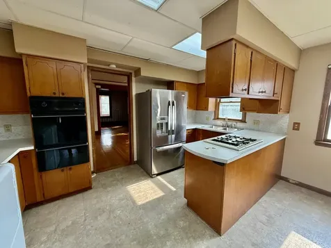 721 Pleasant Street Kewanee IL 61443