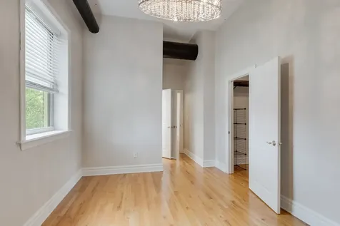 5014 South King Drive Chicago IL 60615