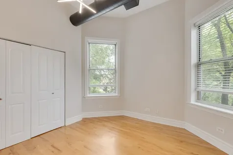 5014 South King Drive Chicago IL 60615