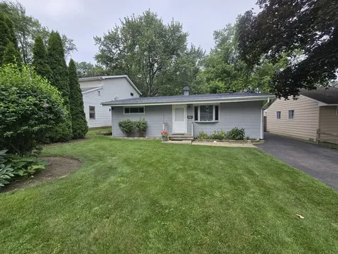 164 North Prairie Avenue Mundelein IL 60060
