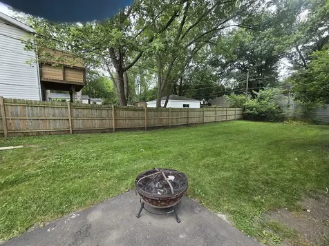 164 North Prairie Avenue Mundelein IL 60060