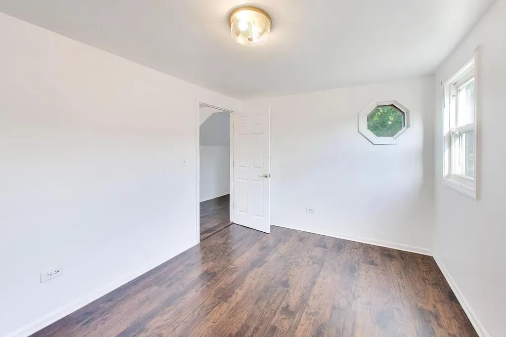 7950 South Indiana Avenue Chicago IL 60619
