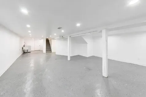 7950 South Indiana Avenue Chicago IL 60619