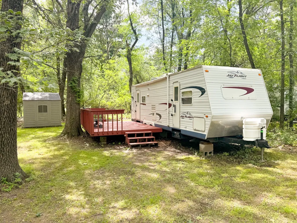 27/27 Woodhaven Sublette IL 61367