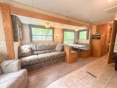 27/27 Woodhaven Sublette IL 61367