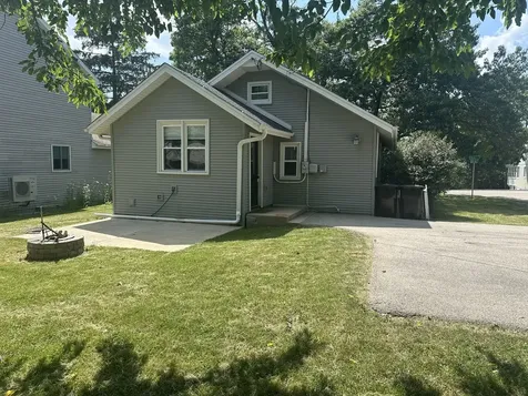 812 Ridge Avenue Wauconda IL 60084