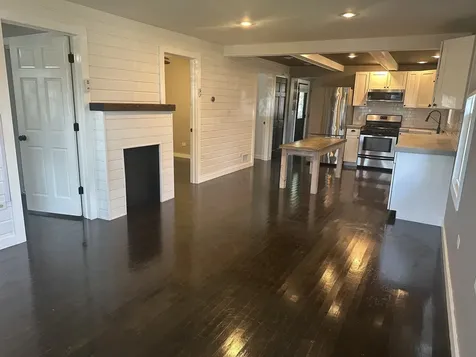 812 Ridge Avenue Wauconda IL 60084