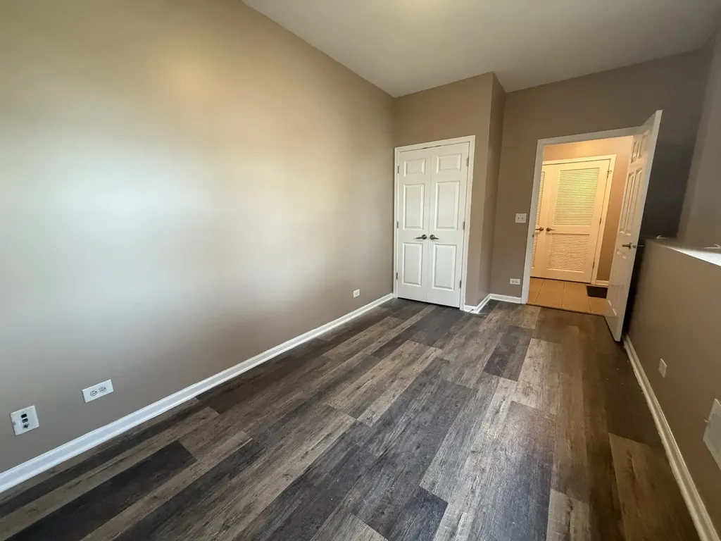 5350 West Hanson Avenue Chicago IL 60639
